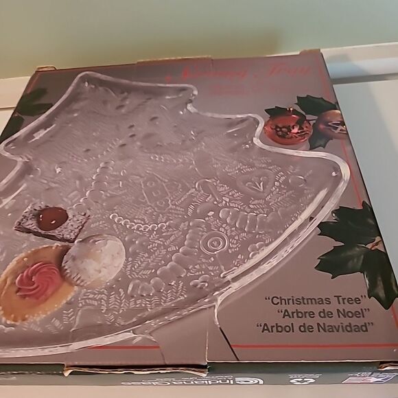 Indiana Glass Christmas Serving Tray #1 - Picture 7 of 9